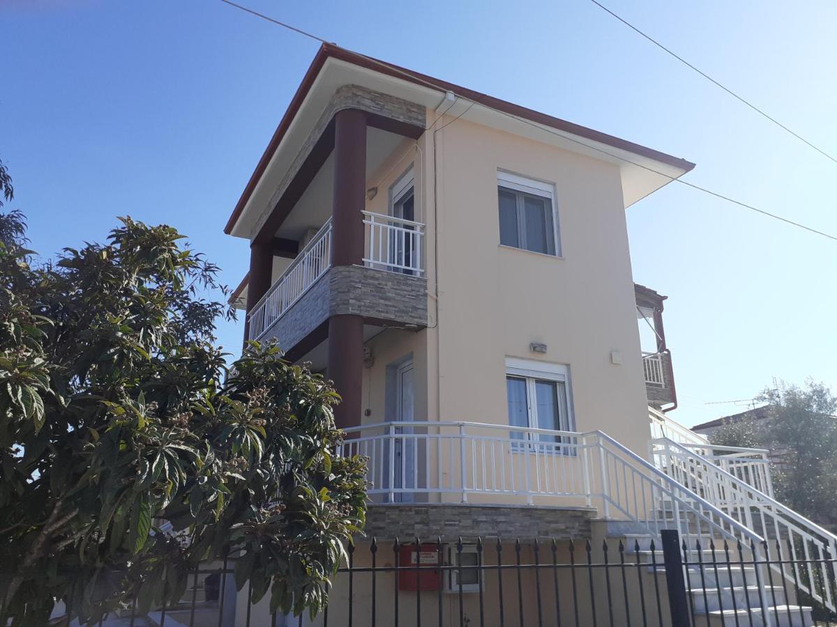 弗拉斯纳Polis΄ House公寓 外观 照片