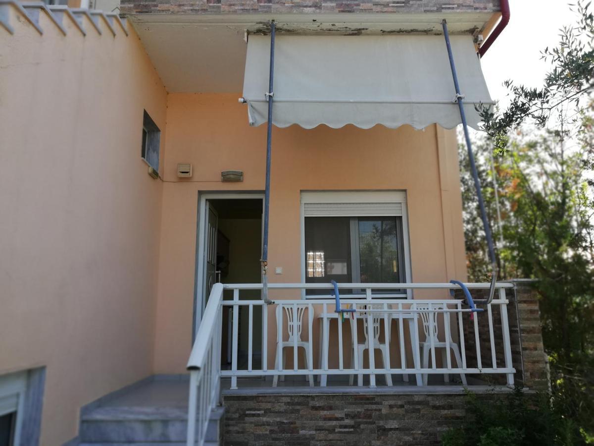 弗拉斯纳Polis΄ House公寓 外观 照片
