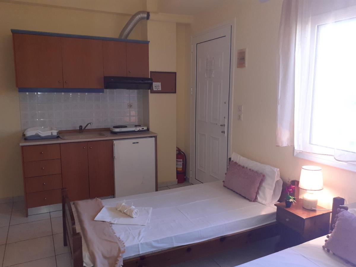 弗拉斯纳Polis΄ House公寓 外观 照片