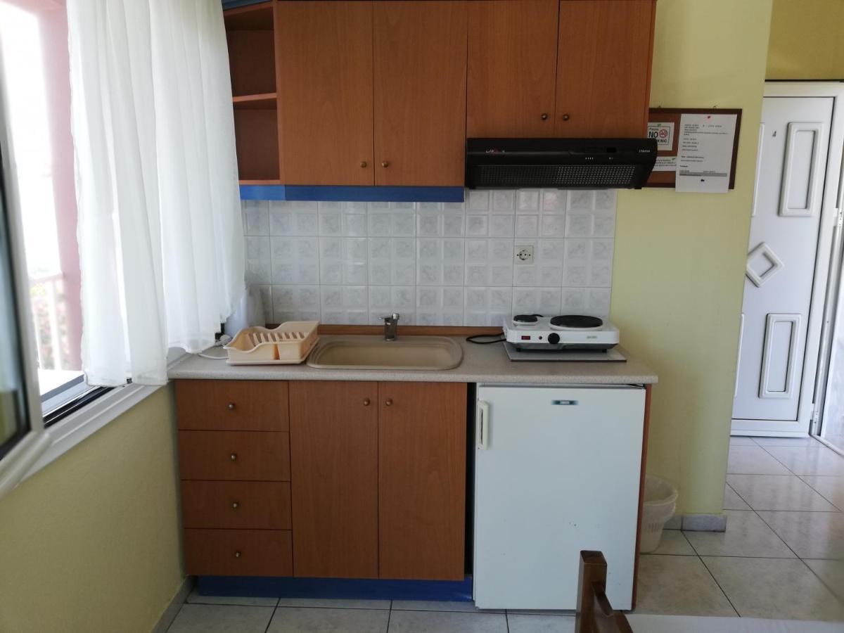 弗拉斯纳Polis΄ House公寓 外观 照片